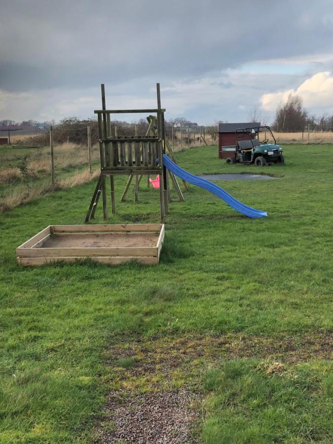 Naturskoena Gamlegard Pa Oen Ven Sankt Ibb